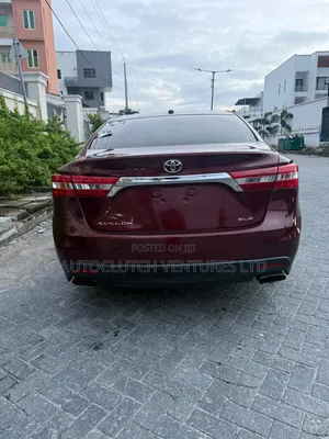 Toyota Avalon XLE Premium 4dr Sedan (3.5L 6cyl 6A) 2015 Burgundy