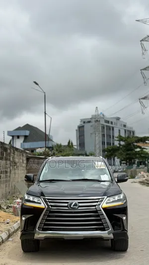 Lexus LX 2018 Black