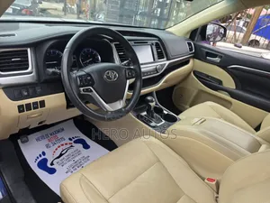 Toyota Highlander 2016 Blue