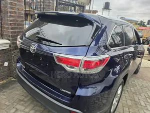 Toyota Highlander 2016 Blue