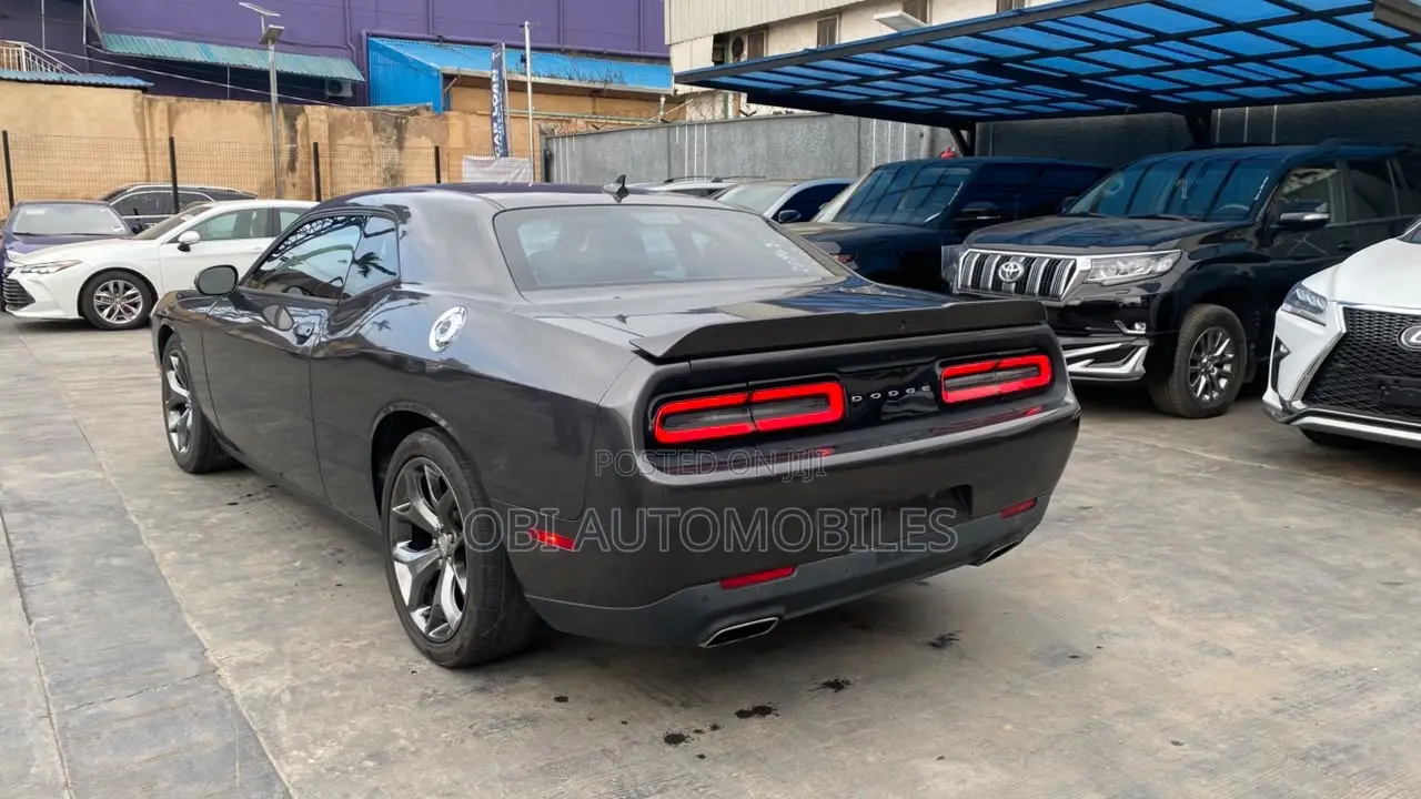 Dodge Challenger 2016 Gray