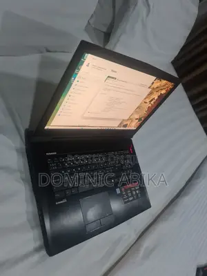 Laptop MSI GT73EVR 7RD Titan 16GB Intel Core i7 SSD 512GB