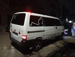 Volkswagen Transporter 2013 White