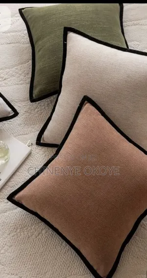 Throw Pillows