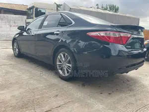 Toyota Camry SE 4dr Sedan (2.5L 4cyl 6A) 2015 Black