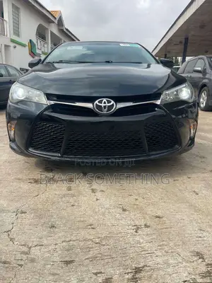 Toyota Camry SE 4dr Sedan (2.5L 4cyl 6A) 2015 Black