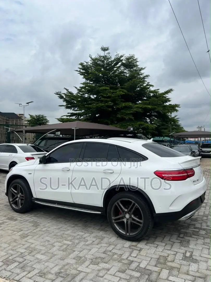Mercedes-Benz GLE-Class 2016 White