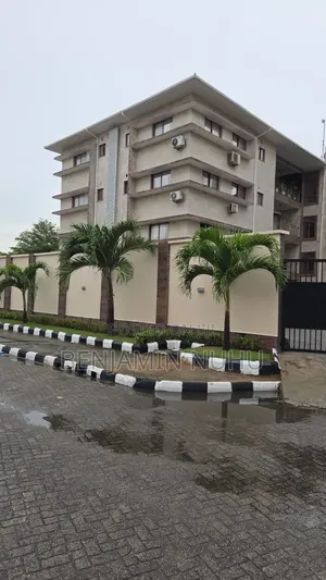 Furnished 3bdrm Apartment in Banana Island Estate for rent