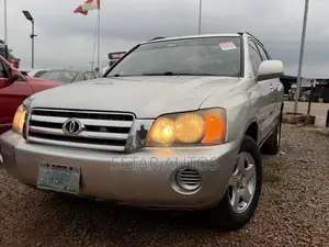 Toyota Highlander 2005 Silver