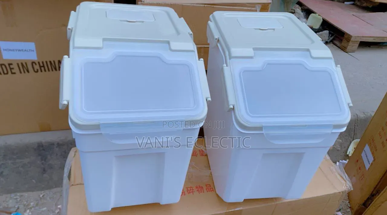 25kg, 15kg and 10kg Plastic Airtight Containers