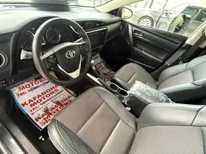 Toyota Corolla 2017 Blue