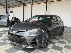 Toyota Corolla 2017 Blue