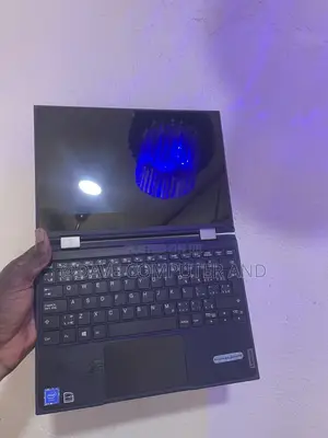 Laptop Lenovo 300e 4GB Intel Pentium SSD 128GB