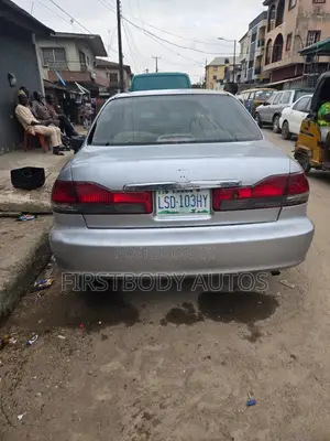 Honda Accord 2001 Silver