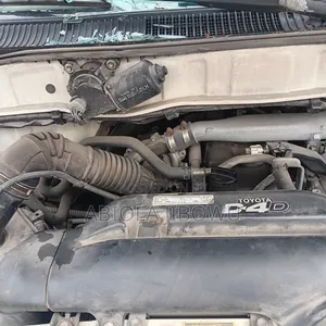 Toyota HiAce 2006 Silver