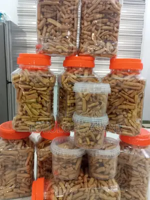 Nigerian Best Homemade Crunchy and Tasty Chin Chin Snacks for Events.