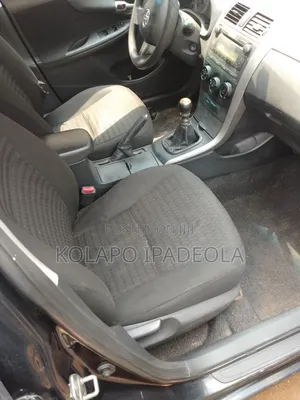 Toyota Corolla 2012 Black