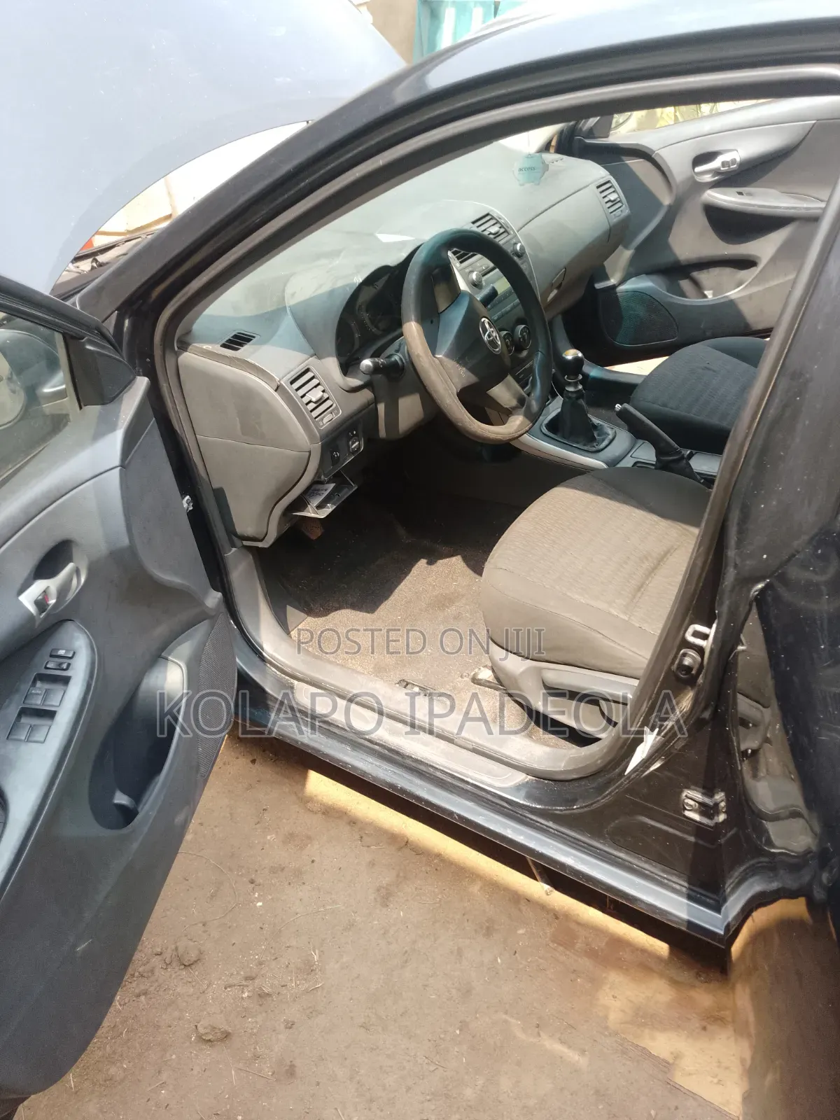 Toyota Corolla 2012 Black