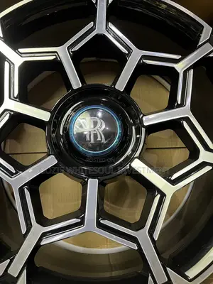 Size 23 Rolls Royce