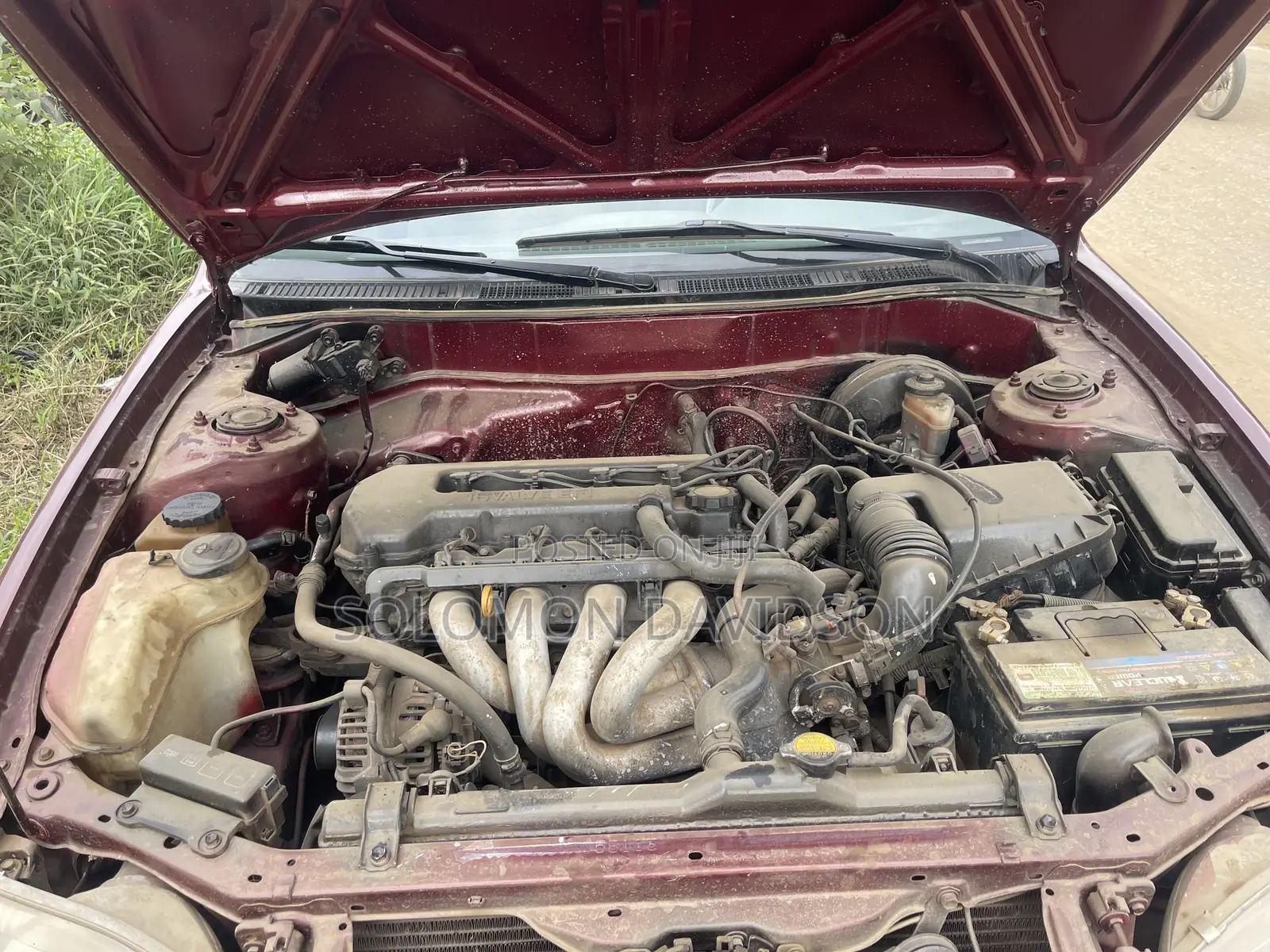 Toyota Corolla 2000 Burgundy