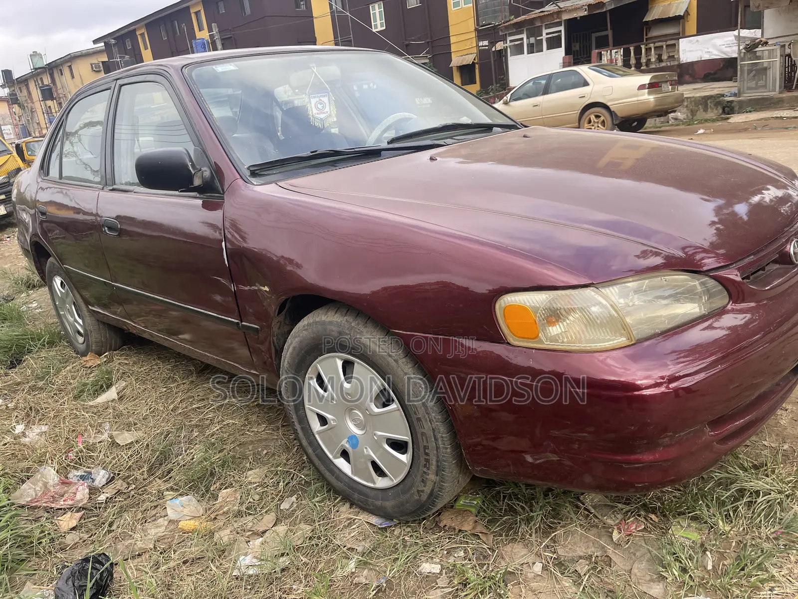 Toyota Corolla 2000 Burgundy