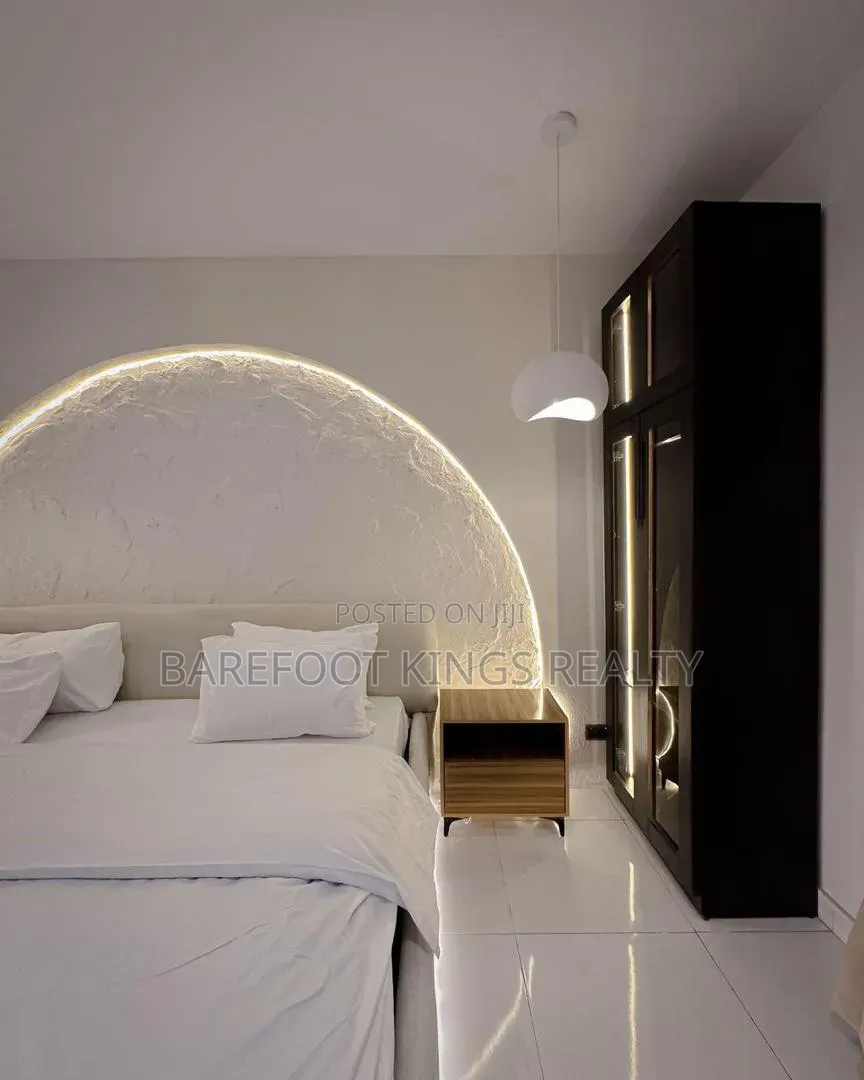Luxury 3 Bedroom Apartment