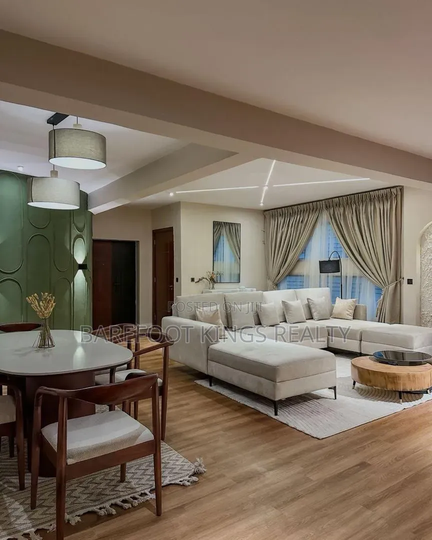 Luxury 3 Bedroom Apartment