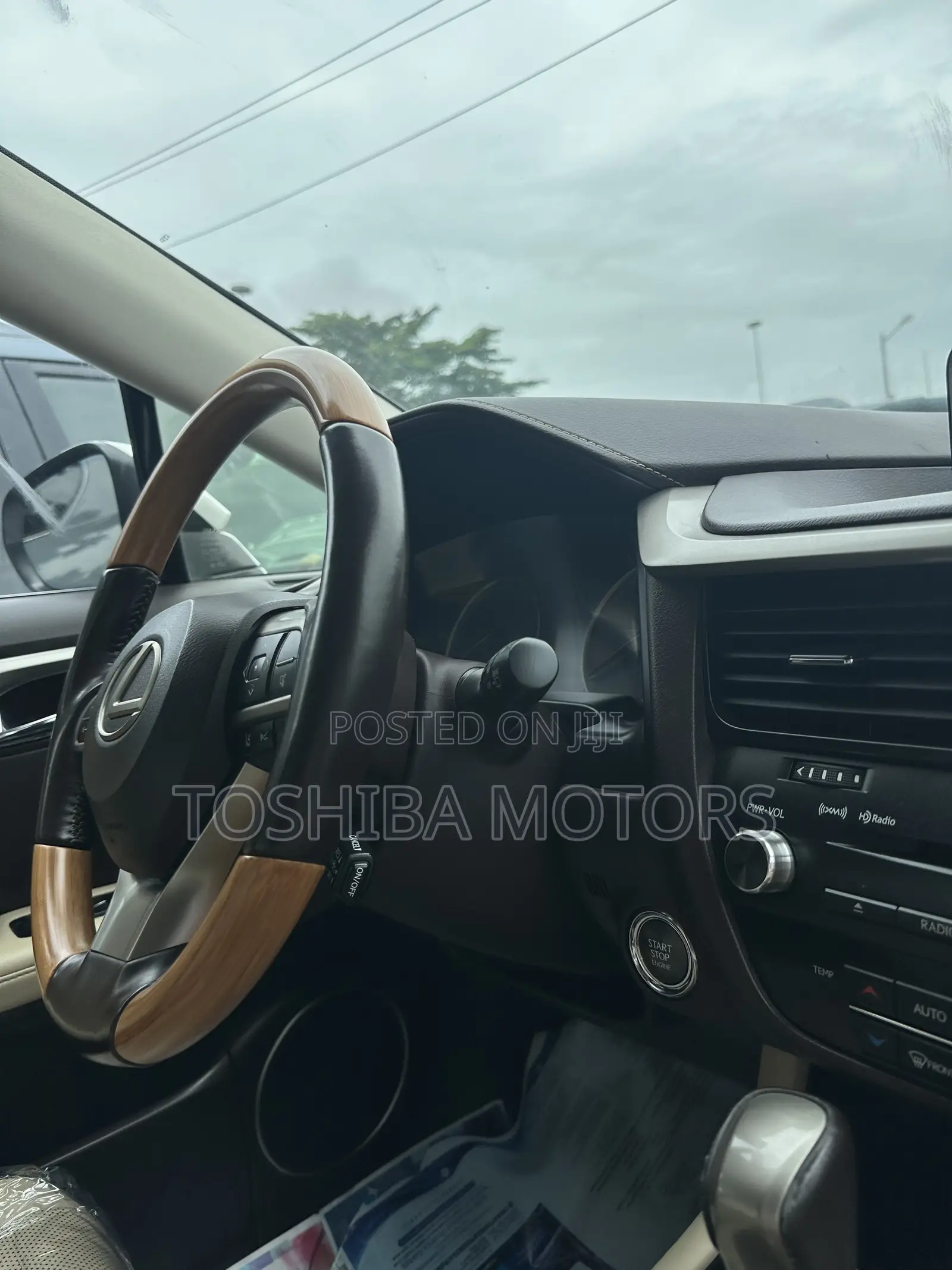 Lexus RX 350 AWD 2017 White