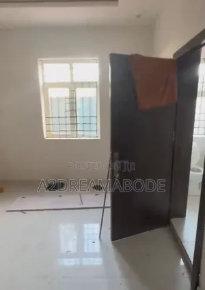 3bdrm Apartment in Magodo, GRA Phase 1 for rent