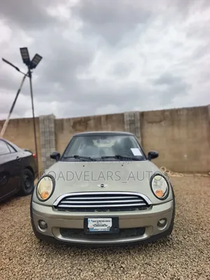 Mini Cooper John Cooper Works 2010 Green