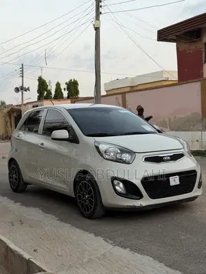 Kia Morning 2012 Off white