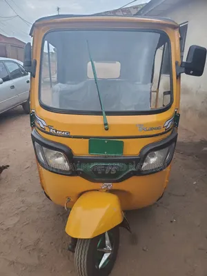 TVS King Deluxe Plus iTouch Start 2024 Yellow