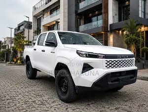 New Toyota Hilux 2026 White
