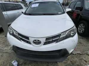 Toyota RAV4 2014 White
