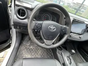 Toyota RAV4 2014 White