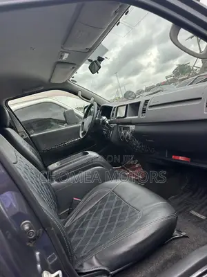 Toyota HiAce 2016 Grey