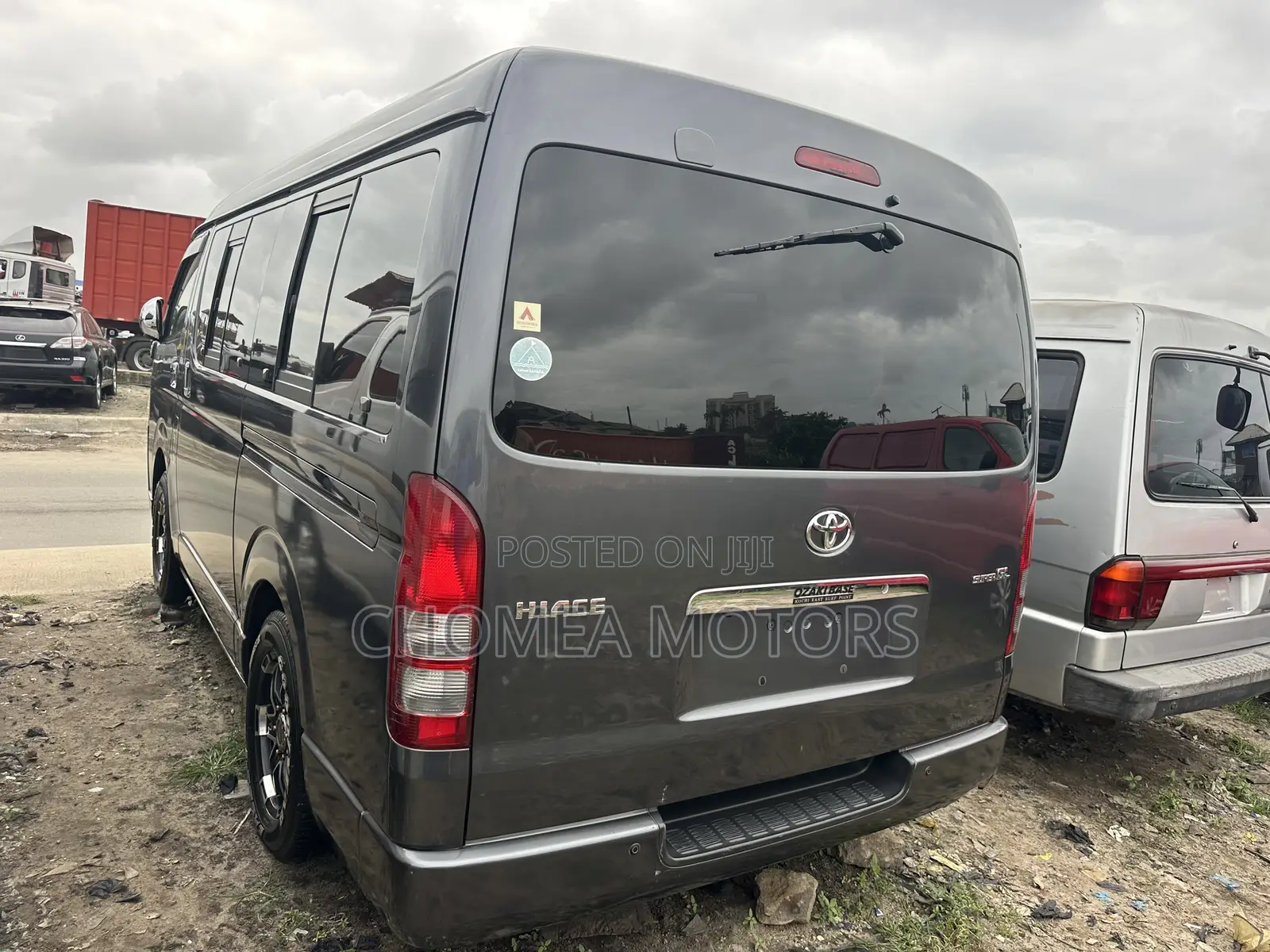 Toyota HiAce 2016 Grey
