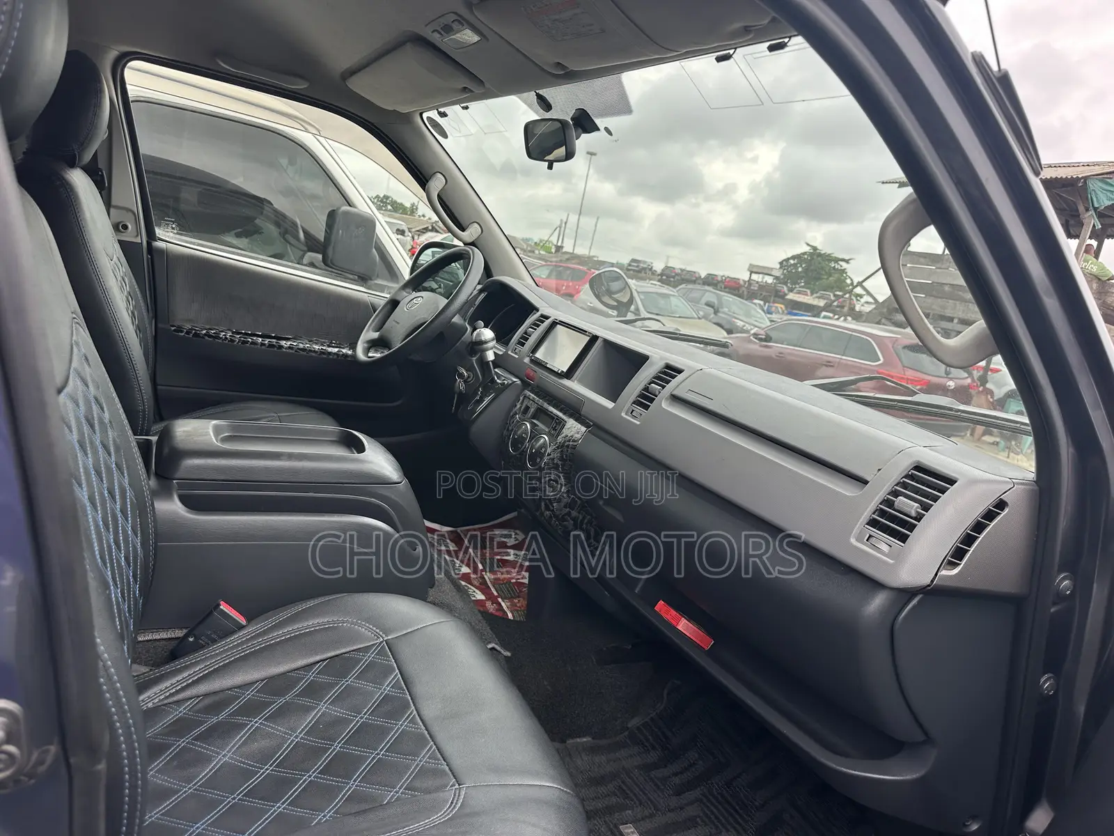 Toyota HiAce 2016 Grey