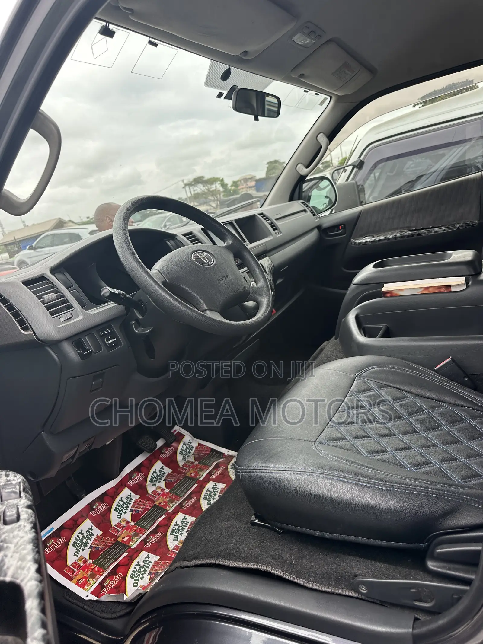 Toyota HiAce 2016 Grey