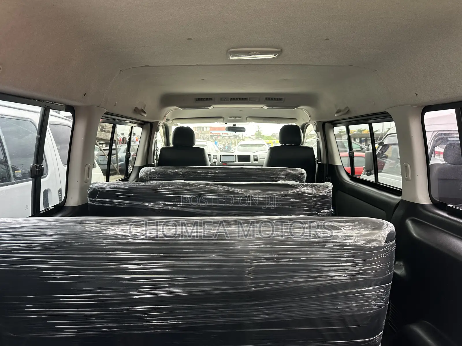 Toyota HiAce 2016 Grey