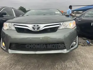 Toyota Camry 2014