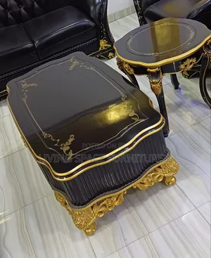 Royal Wood Center Table With Two Side Stools