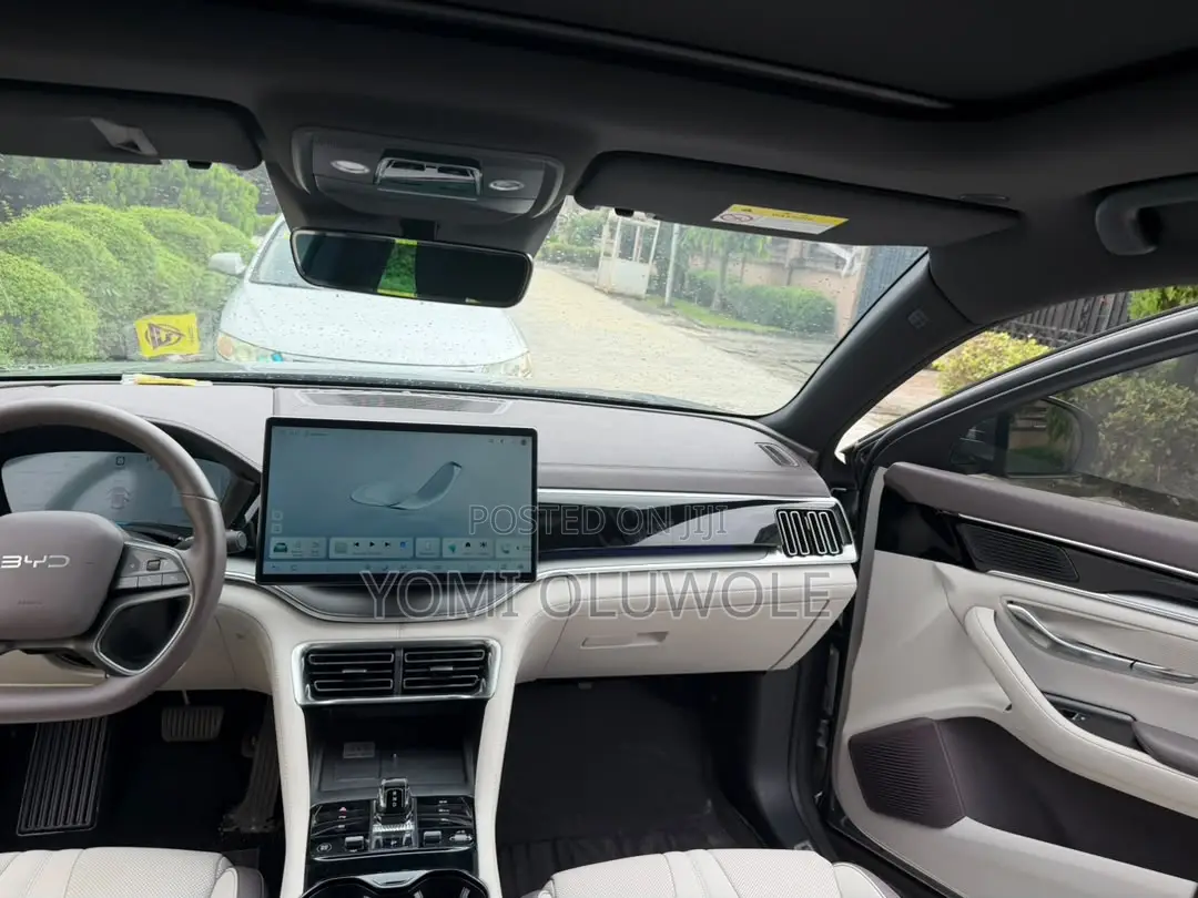 BYD Song Plus DM-i 2025 Gray