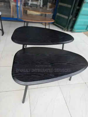 Exquisite Side Table / Modern