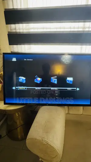 Royal Qled Television