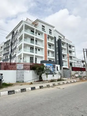 4bdrm Maisonette in Ikoyi for rent