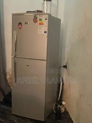 Clean Used LG Double Door Refrigerator in Perfect Condition. 262.8L