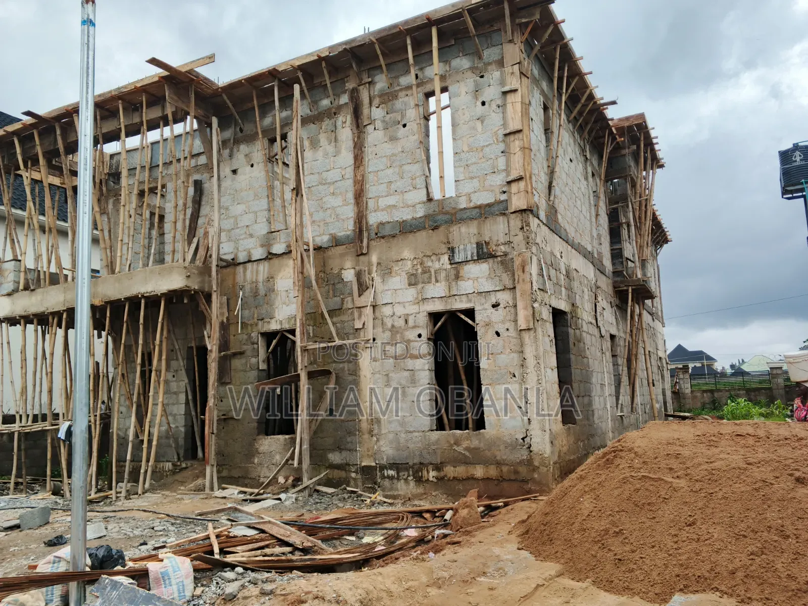5 Bedroom Detached Duplex With Bq and Gate House