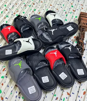 Puma Solid Unisex Slides Frank 7h