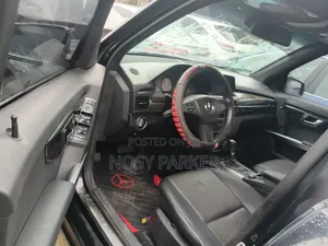 Mercedes-Benz GLK-Class 2012 Black